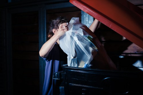 Measurement and volume estimate for office rubbish removal